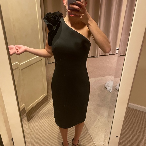 Black one shoulder dress - Picture 2 of 7